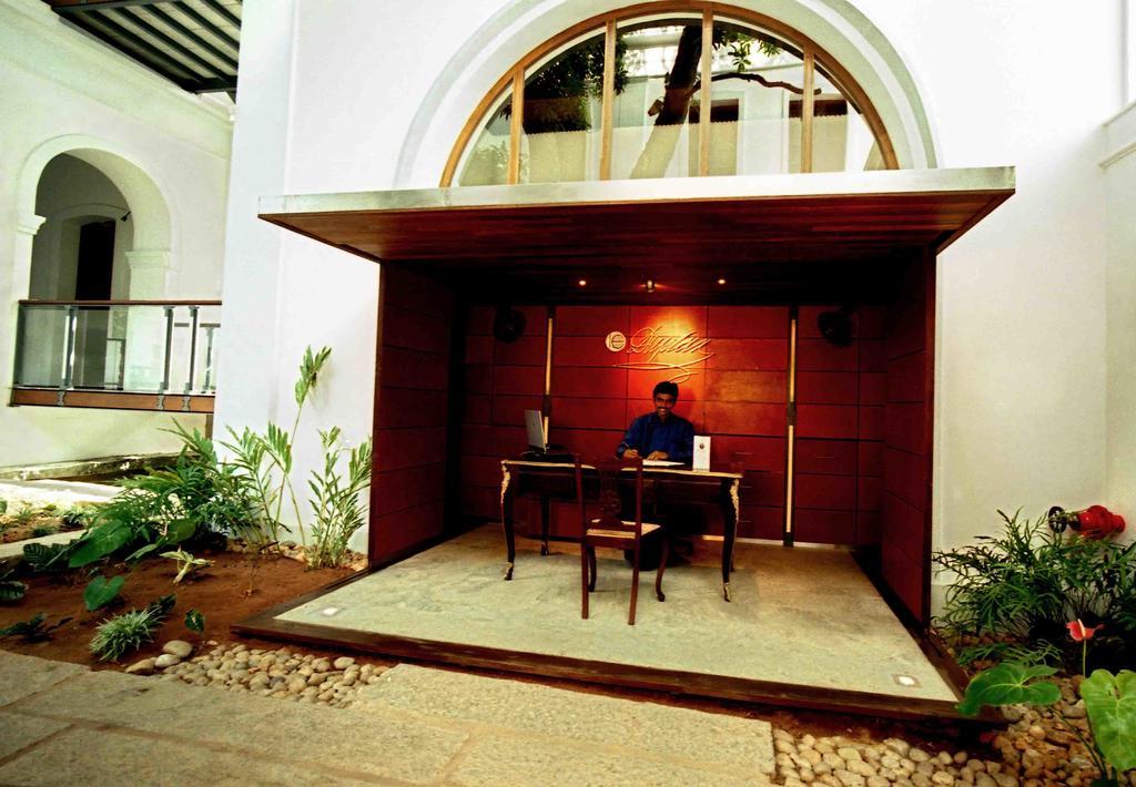 Hotel Le Dupleix Puducherry Exterior foto